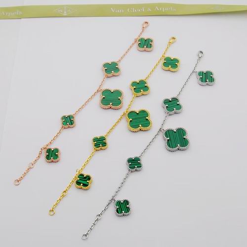 Van Cleef & Arpels bracelet 01lyh41